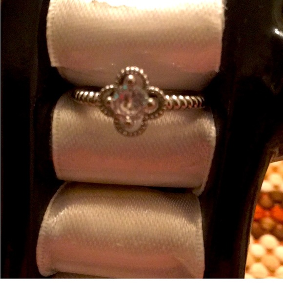 Fashion gemstone ring - Picture 1 of 1